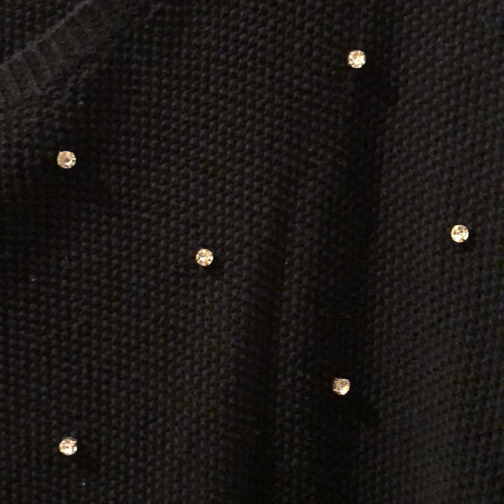 Black sweater - Picture 2 of 2
